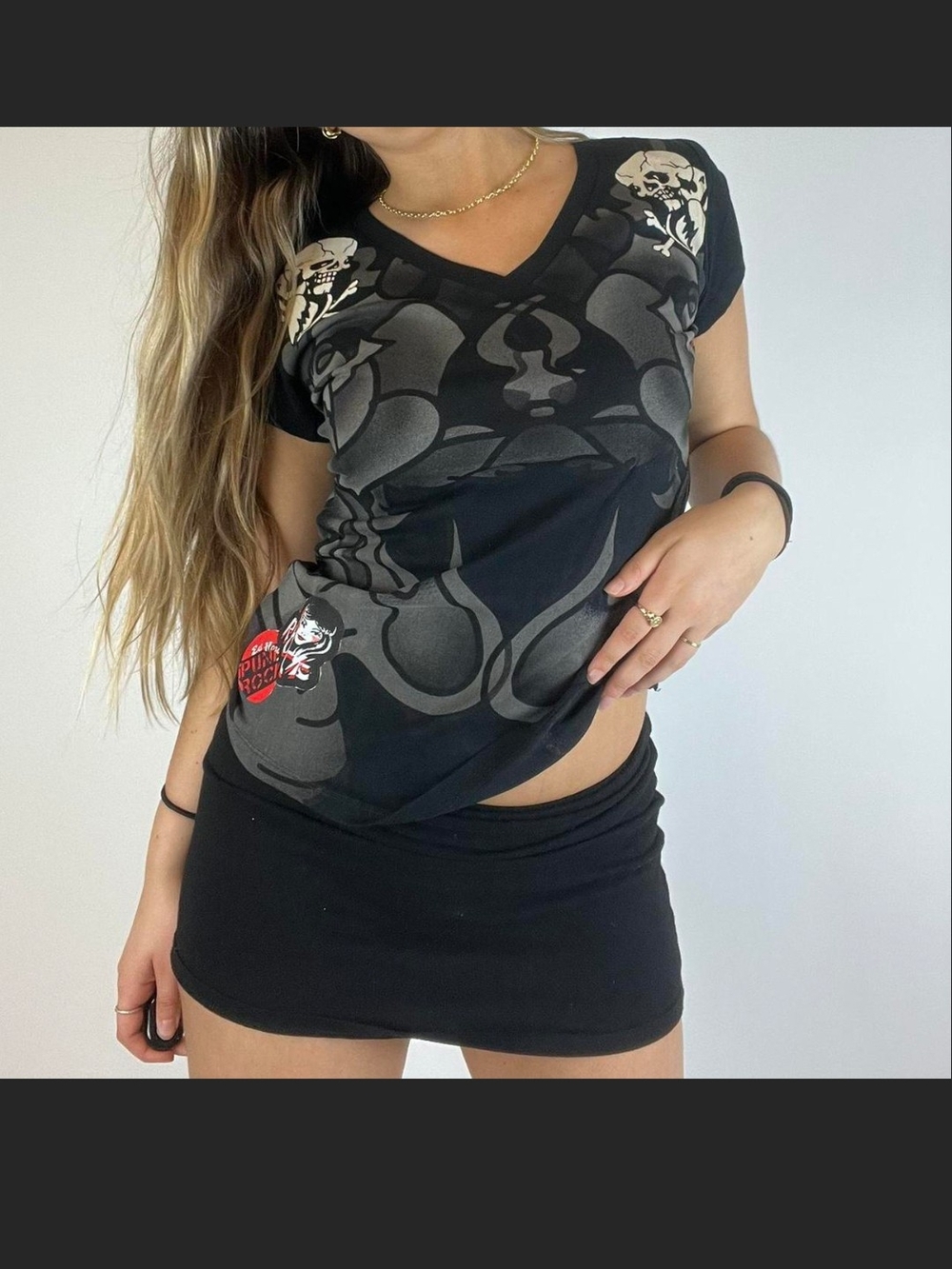 Ed Hardy Black Graphic V-Neck Top with Subtle Skull Motif. This Is Not NWT....L